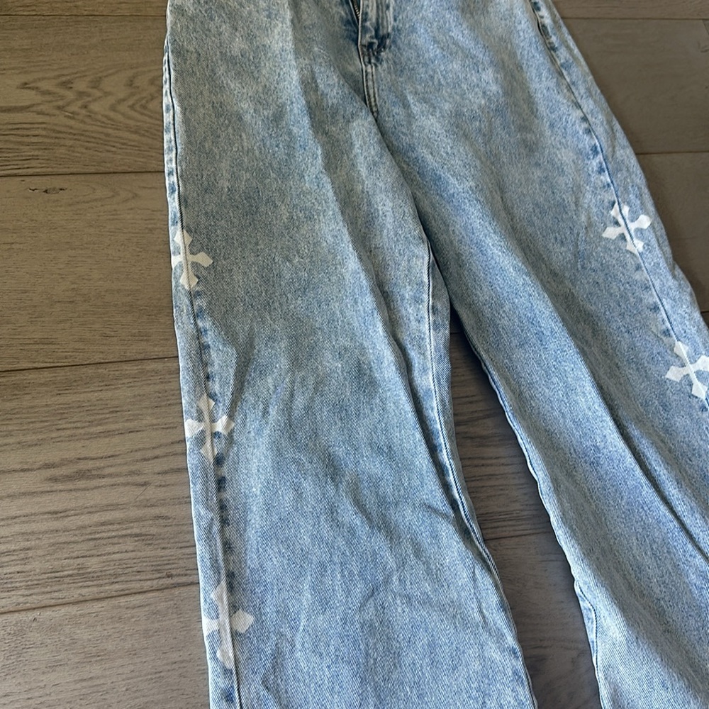Jeans - Picture 2 of 10